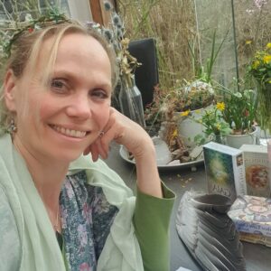 04.02 Online Godin van het Prille Begin